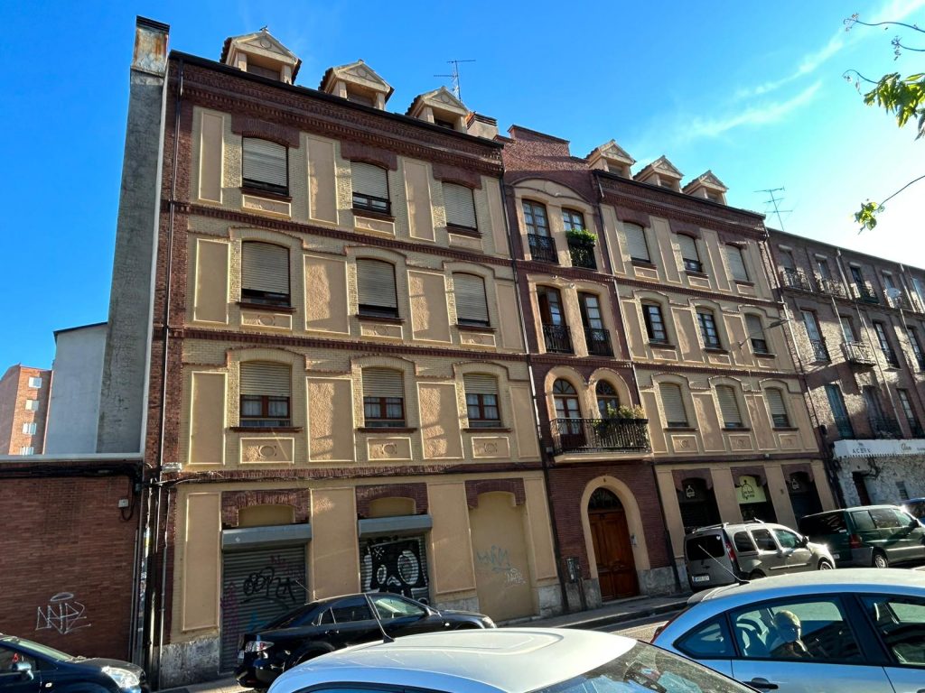 855955c7-a4b2-44a4-9715-c4f19db84ae6